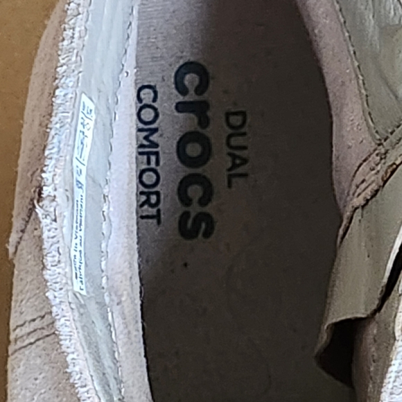 Crocs Leigh Wedge Bootie Size 7.5 Taupe - Picture 3 of 8